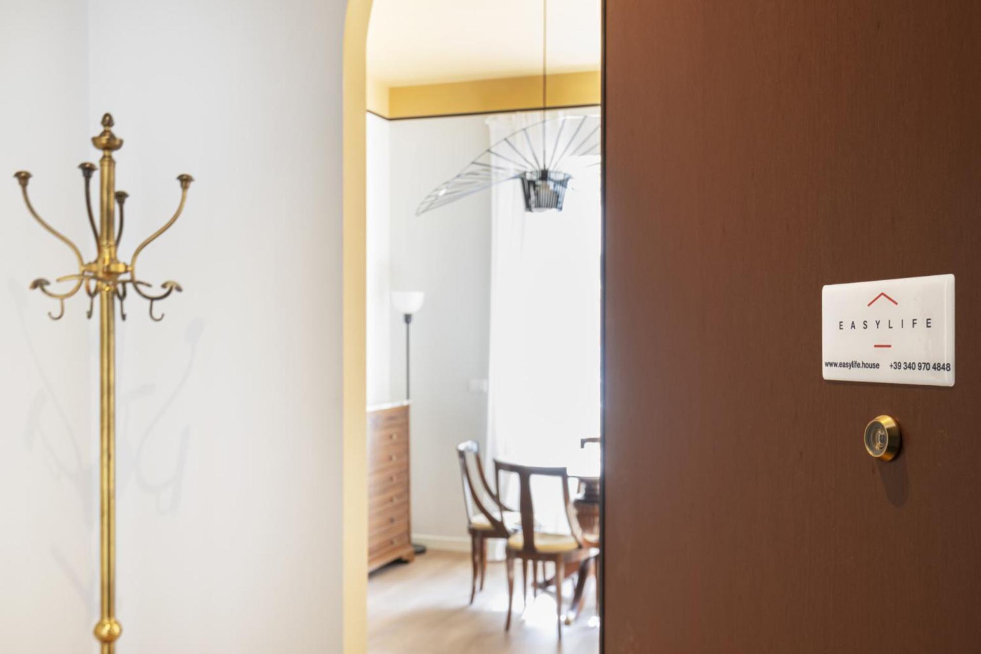 Easylife - Luminosa Dimora In Sant'Ambrogio Apartment Milan Exterior photo